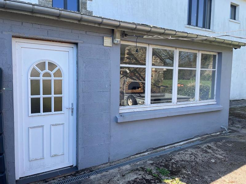 Maison - 310 m² - 9 pièces