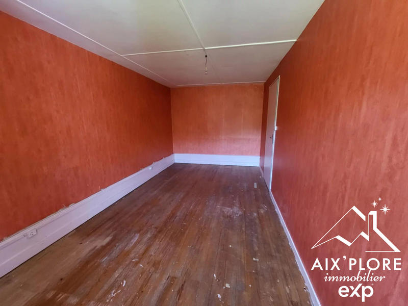 Maison traditionnelle - 150 m² - 6 pièces