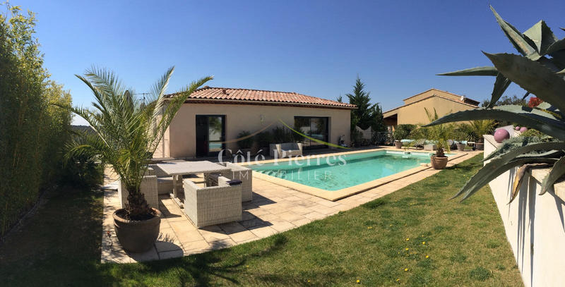 Villa - 157 m² - 6 pièces