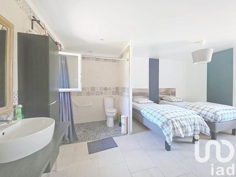 Maison - 144 m² - 9 pièces