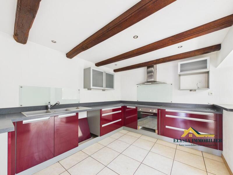 Maison de village - 180 m² - 6 pièces