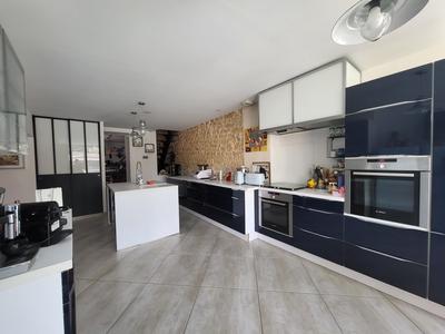 Villa - 269 m² - 10 pièces