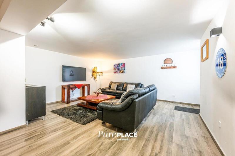 Villa - 310 m² - 7 pièces