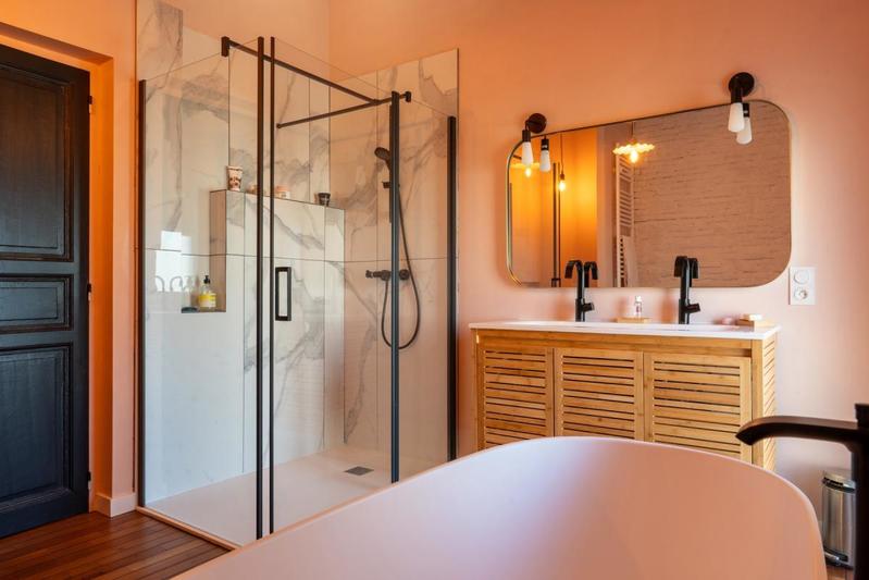 Propriété - 435 m² - 11 pièces