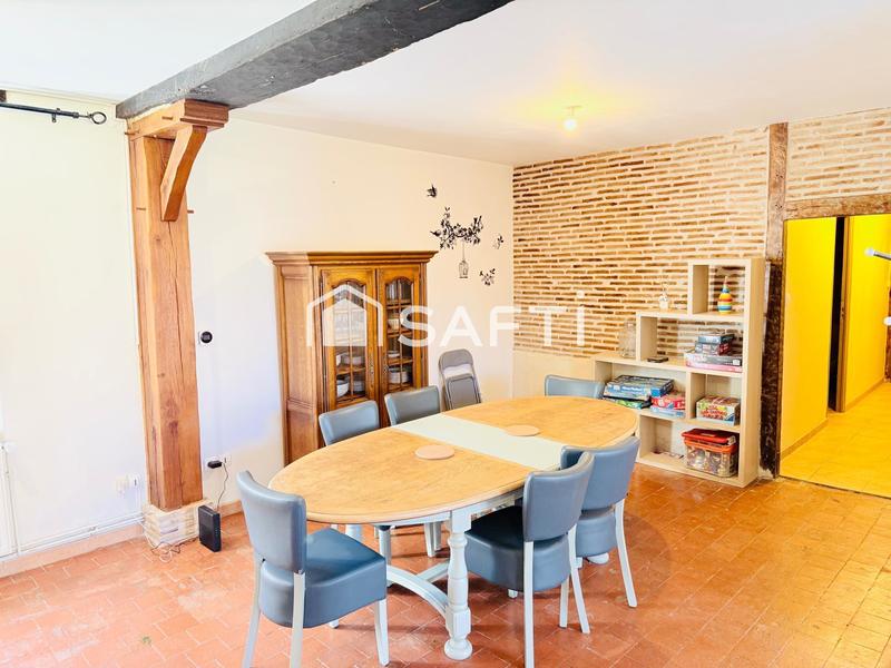 Maison - 311 m² - 14 pièces