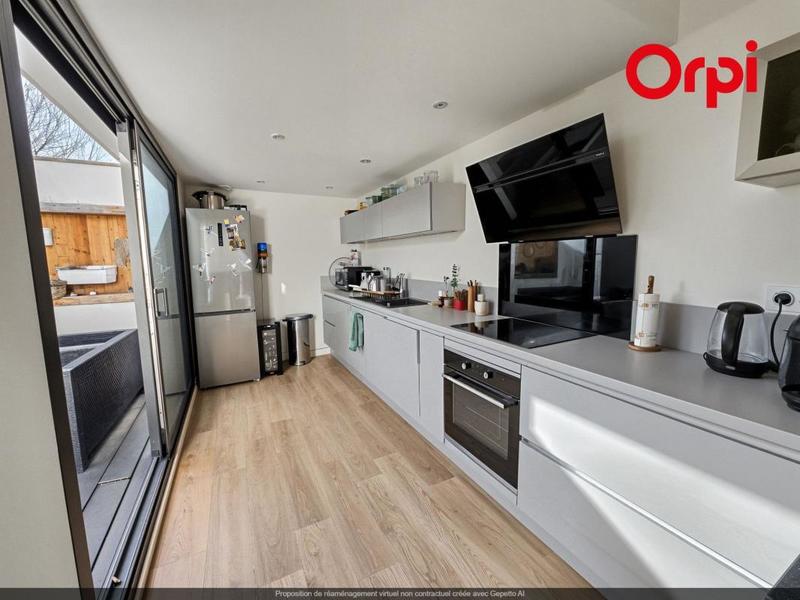 Maison - 110 m² - 4 pièces