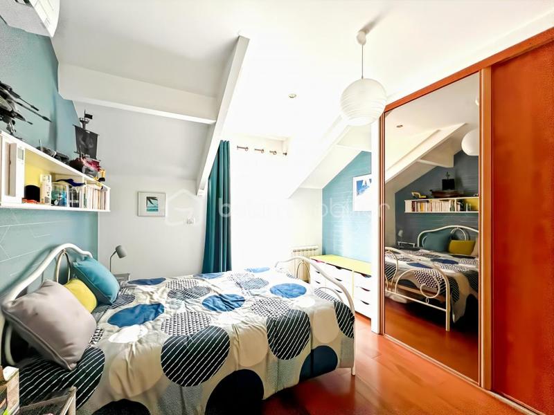 Maison traditionnelle - 124 m² - 6 pièces