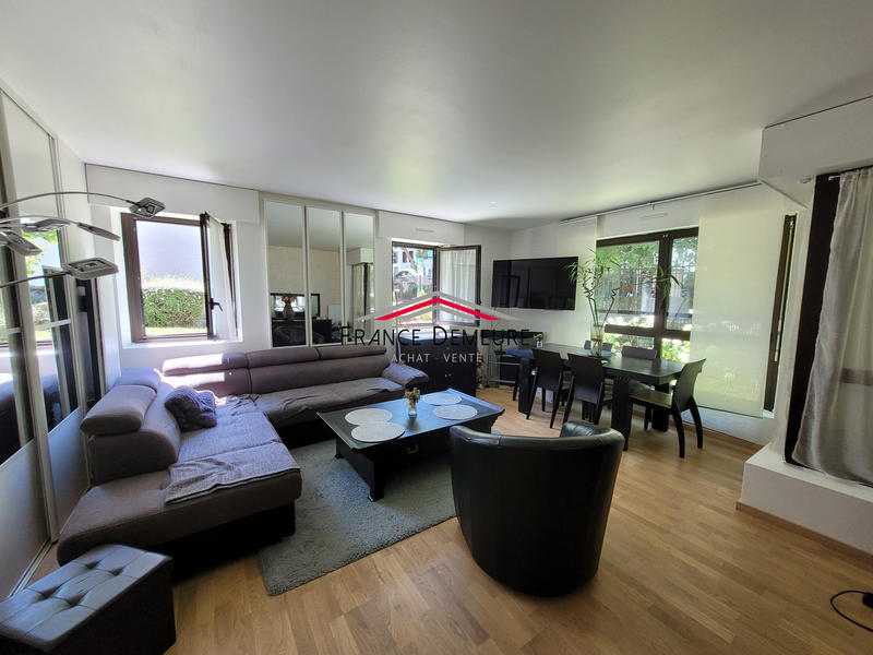 Appartement - 82 m² - 4 pièces