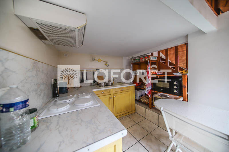 Maison - 137 m² - 6 pièces