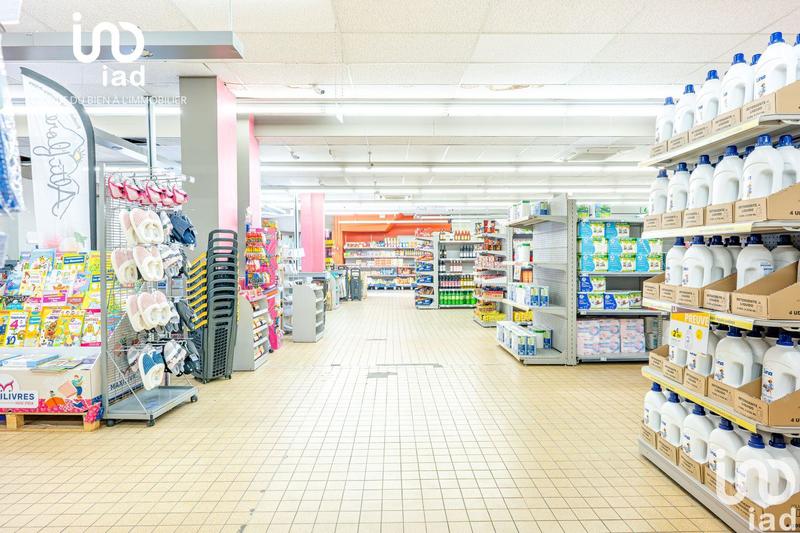 Local commercial - 2 000 m²