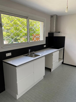 Maison - 96 m² - 4 pièces