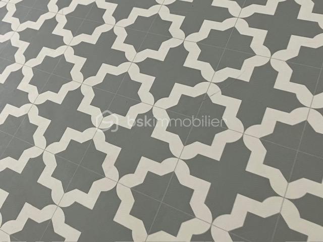 Immeuble - 190 m² - 9 pièces