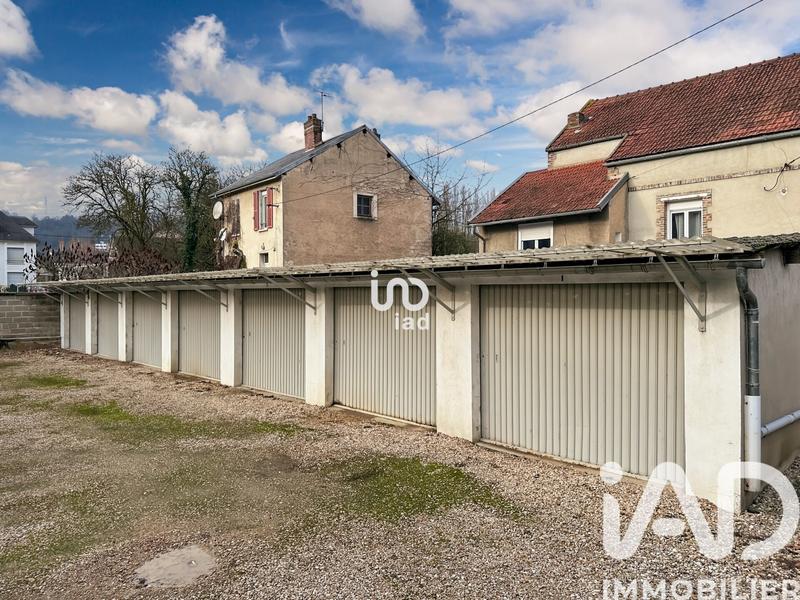 Parking - 496 m²