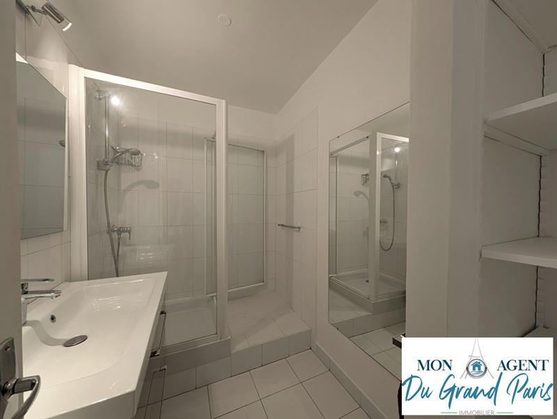 Appartement - 65 m² - 2 pièces