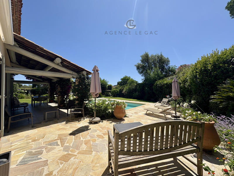 Villa - 130 m² - 4 pièces