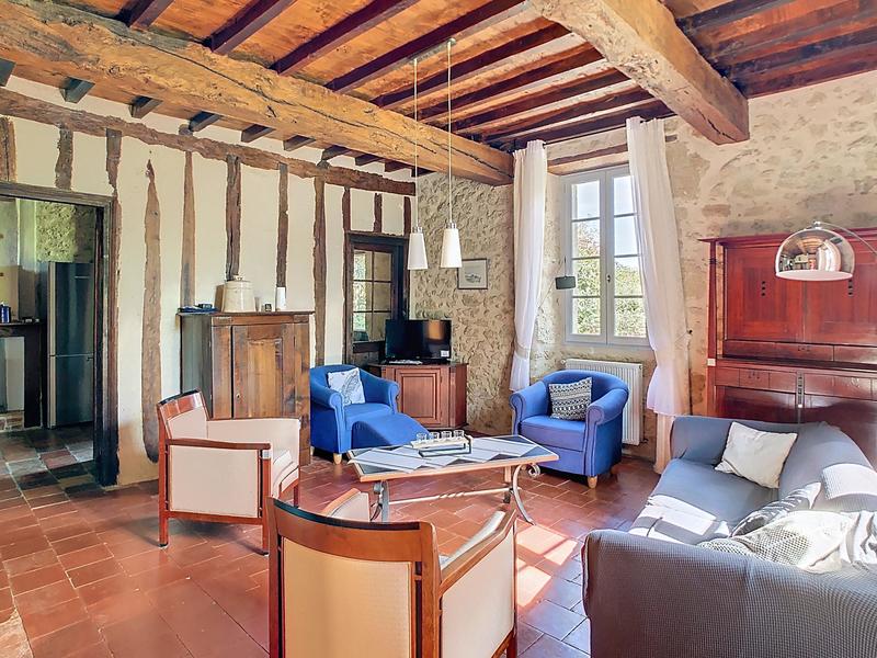 Propriété - 377 m² - 11 pièces