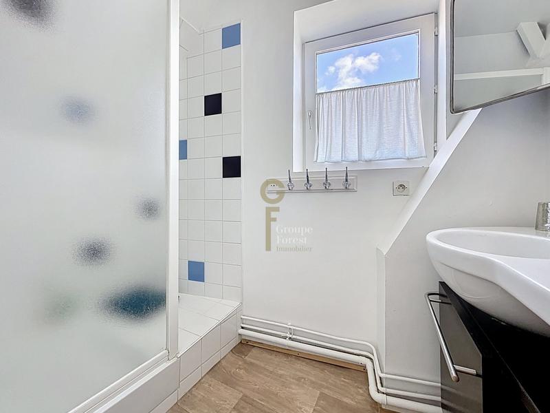 Maison - 184 m² - 8 pièces