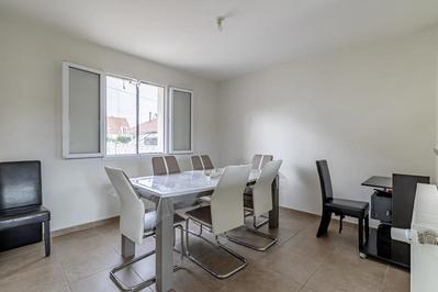 Maison - 115 m² - 6 pièces