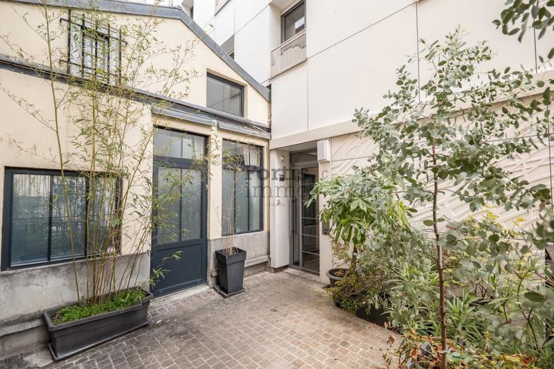 Loft - 101 m² - 4 pièces