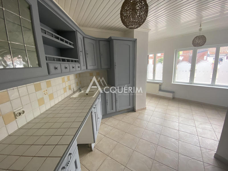 Maison - 160 m² - 5 pièces