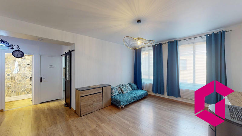 Maison - 92 m² - 4 pièces