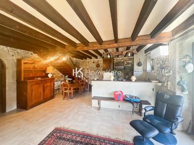 Maison - 135 m² - 6 pièces