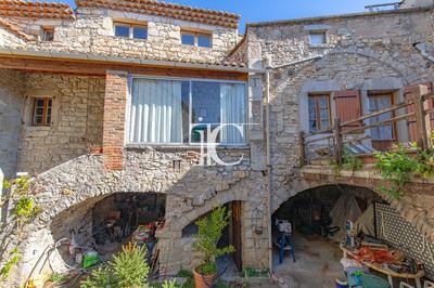 Maison de village - 170 m² - 7 pièces