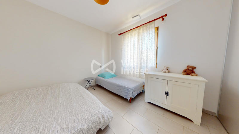 Maison - 234 m² - 7 pièces