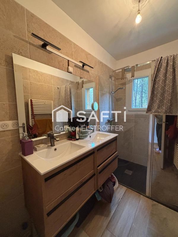 Maison - 122 m² - 5 pièces