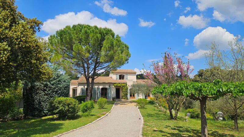 Bastide - 212 m² - 8 pièces