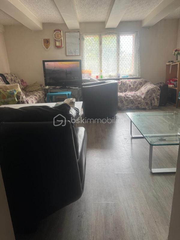 Maison - 187 m² - 7 pièces