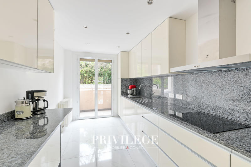 Appartement - 118 m² - 4 pièces