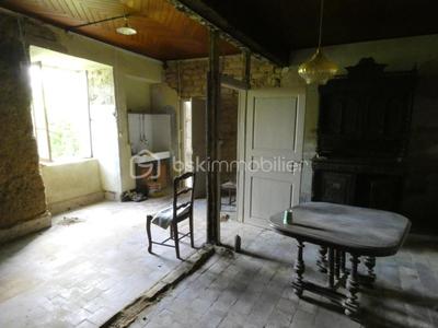 Maison ancienne - 75 m² - 2 pièces