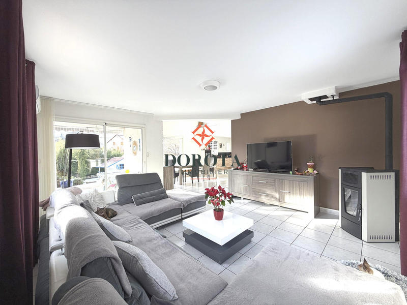 Maison - 164 m² - 5 pièces