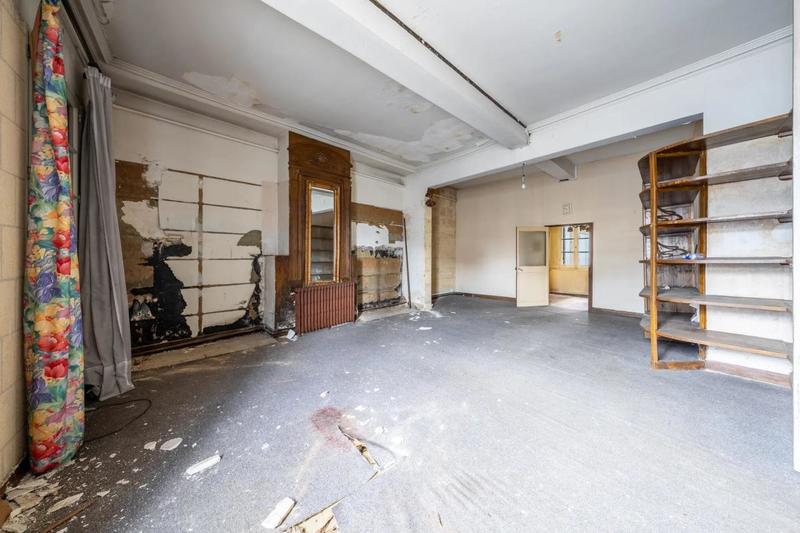 Maison en pierre - 200 m² - 8 pièces