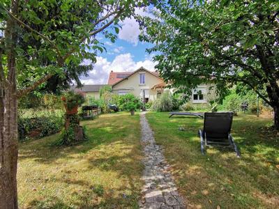 Maison - 80 m² - 5 pièces