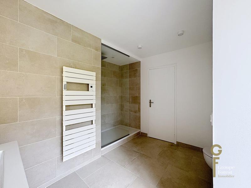 Maison - 193 m² - 5 pièces