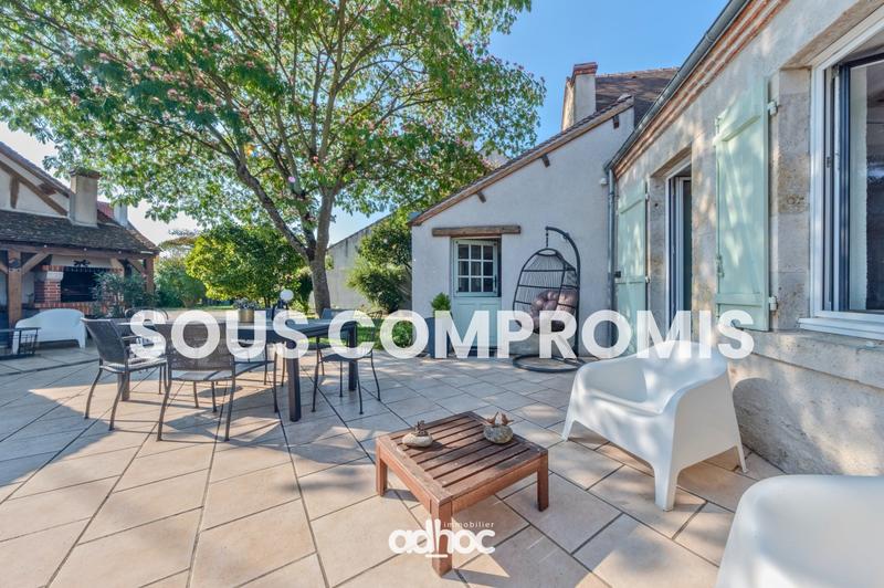 Maison ancienne - 220 m² - 7 pièces