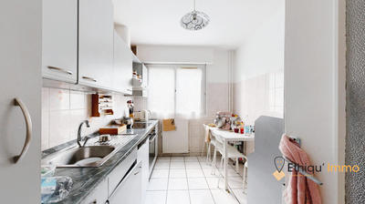 Appartement - 86 m² - 4 pièces