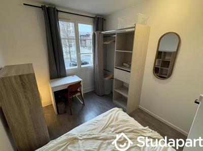 Chambre - 9 m² - 1 pièce