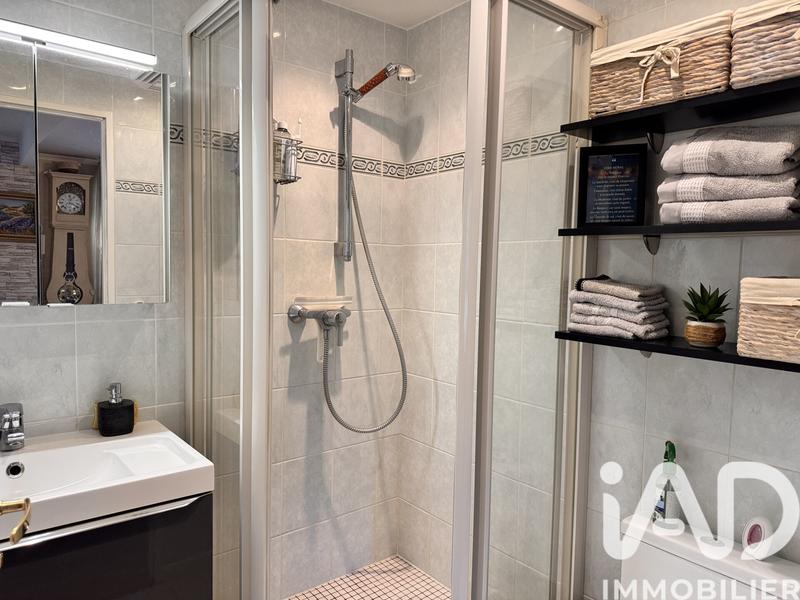 Appartement - 96 m² - 5 pièces