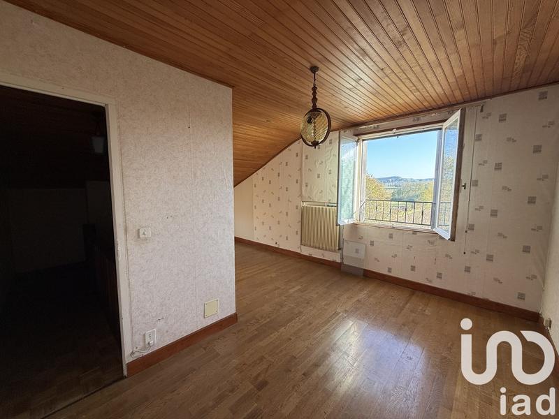 Maison - 137 m² - 5 pièces