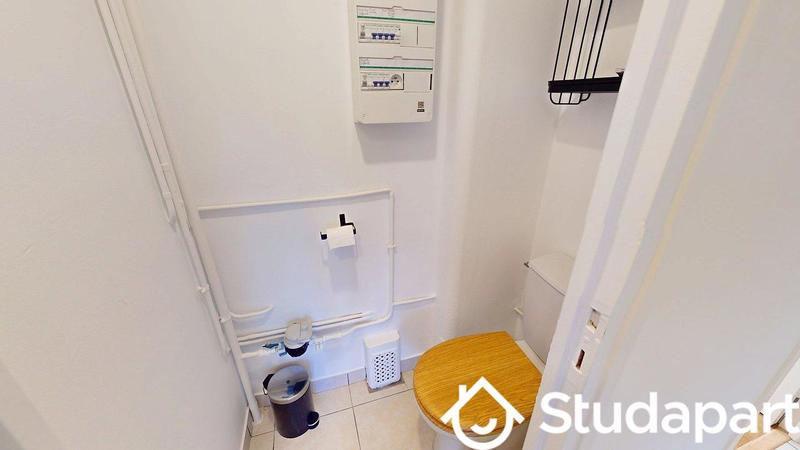 Chambre - 9 m² - 1 pièce