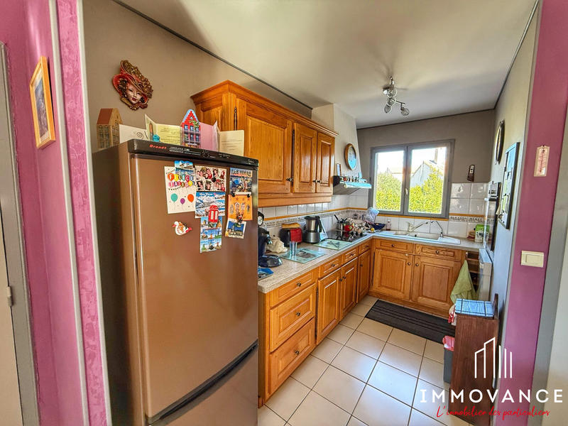 Maison - 90 m² - 5 pièces