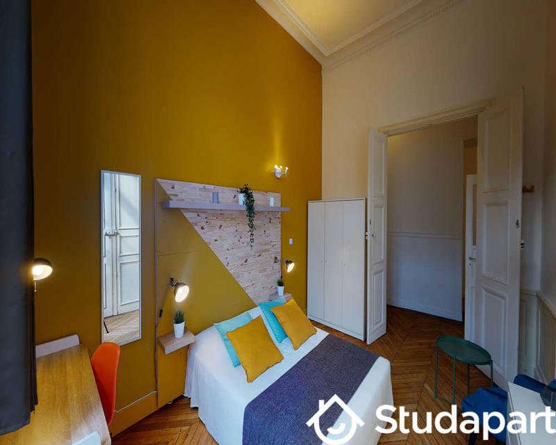 Chambre - 110 m² - 1 pièce