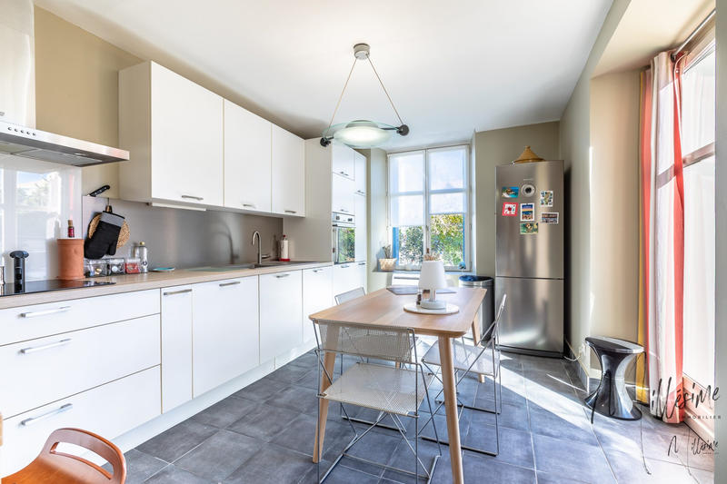 Appartement - 103 m² - 5 pièces