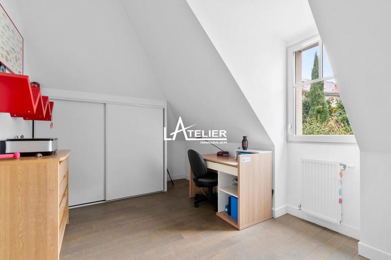 Appartement - 154 m² - 5 pièces