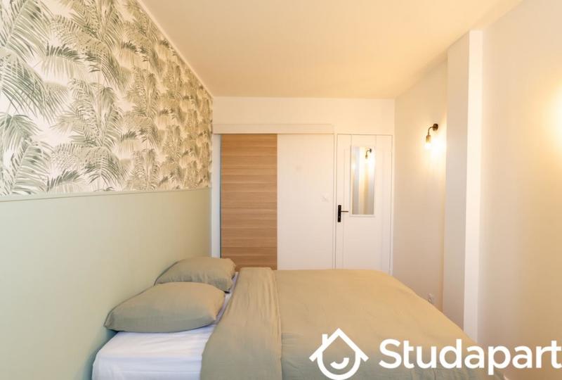 Chambre - 10 m² - 1 pièce