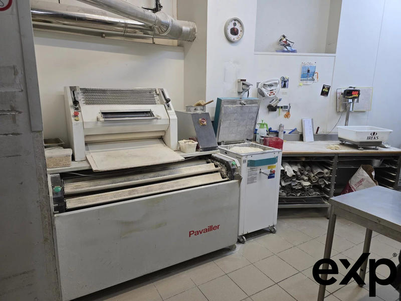 Fonds de commerce - 140 m²