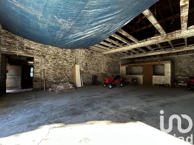 Maison - 440 m² - 13 pièces